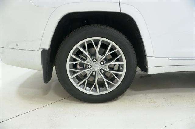 2025 Jeep Grand Cherokee L Summit 4x4