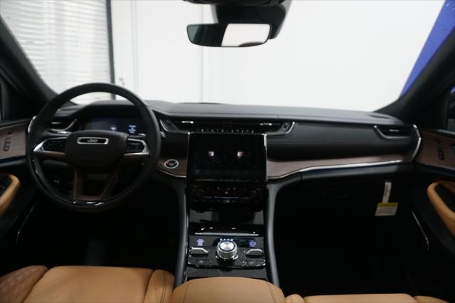 2025 Jeep Grand Cherokee L Summit 4x4