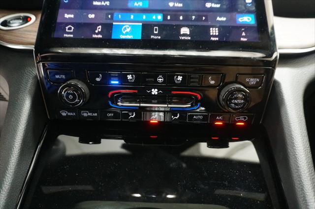 2025 Jeep Grand Cherokee L Summit 4x4