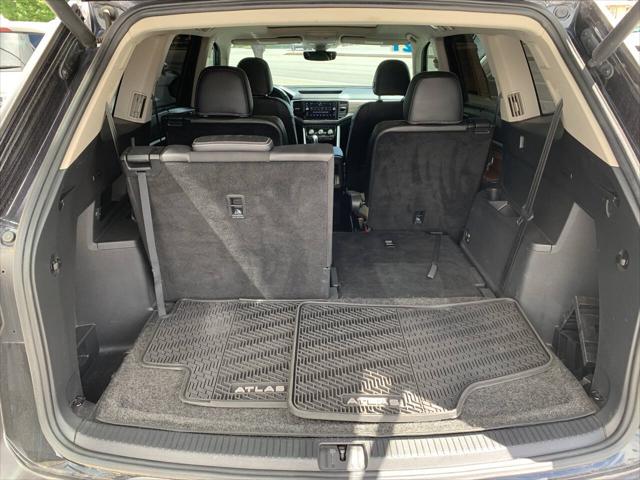 2021 Volkswagen Atlas V6 SEL Premium 4Motion AWD 4dr SUV midyear release