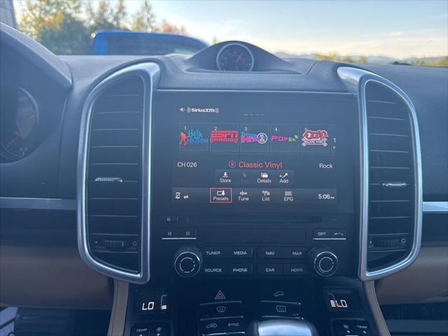 2017 Porsche Cayenne Base