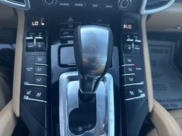 2017 Porsche Cayenne Base