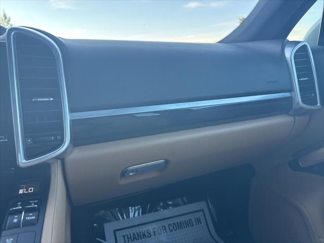 2017 Porsche Cayenne Base