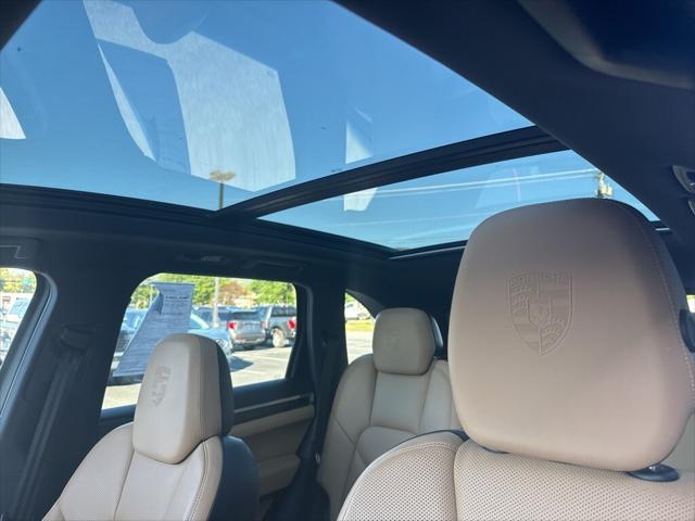 2017 Porsche Cayenne Base
