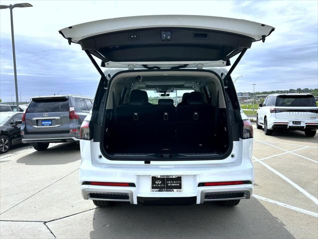 2026 INFINITI QX80 PURE AWD