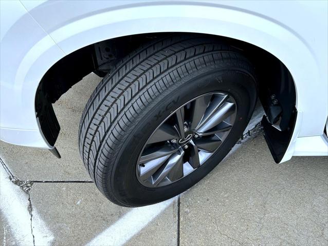 2026 INFINITI QX80 PURE AWD
