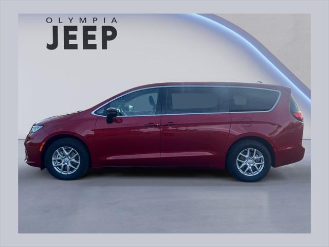 2026 Chrysler Pacifica Select for sale in Olympia, WA