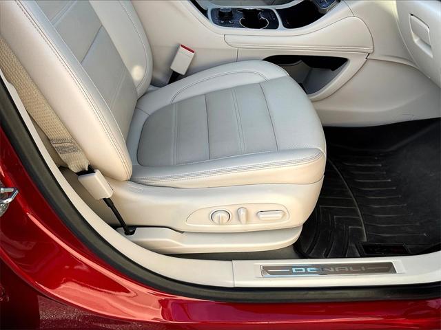 2021 GMC Acadia AWD Denali