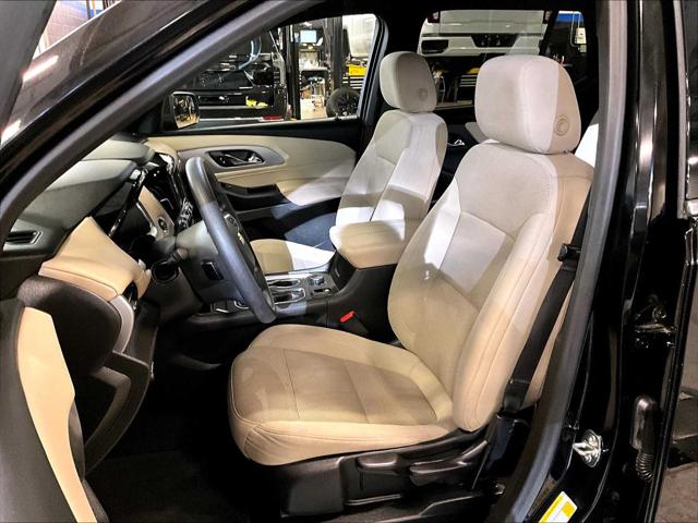 2022 Chevrolet Traverse AWD LS