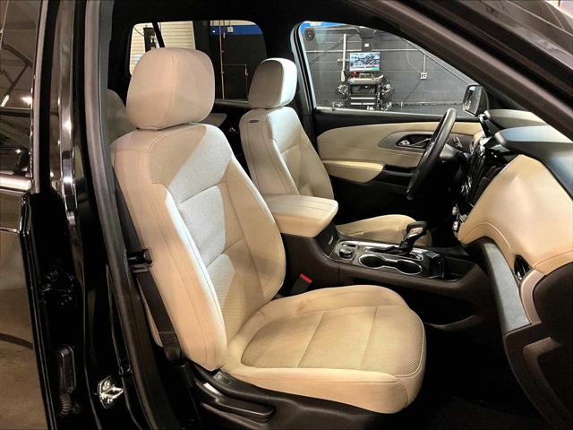 2022 Chevrolet Traverse AWD LS