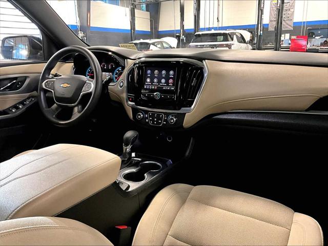 2022 Chevrolet Traverse AWD LS