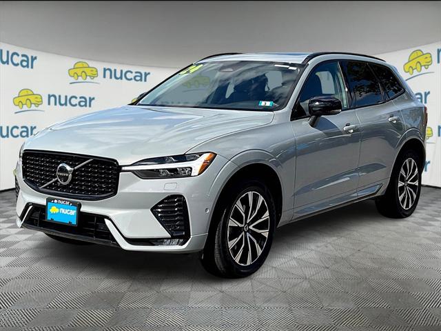 2024 Volvo XC60 B5 Plus Dark Theme