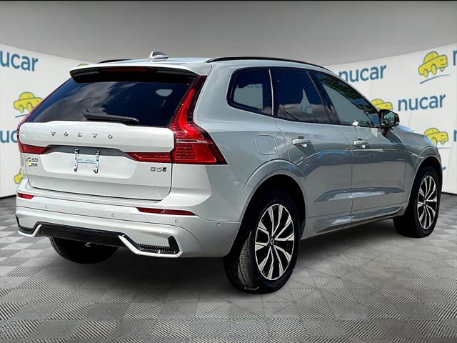 2024 Volvo XC60 B5 Plus Dark Theme