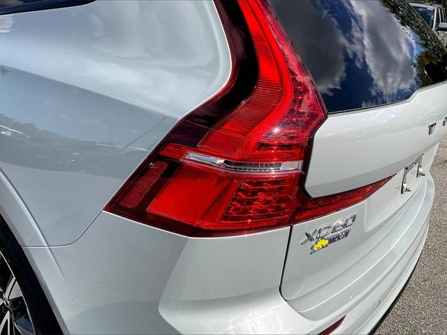 2024 Volvo XC60 B5 Plus Dark Theme