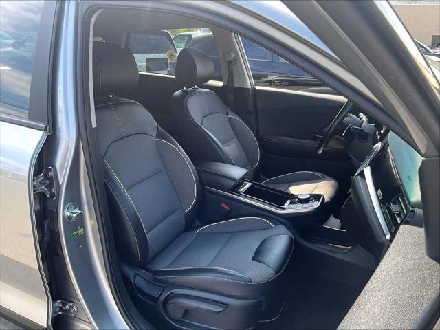 2022 Kia Niro EV EX