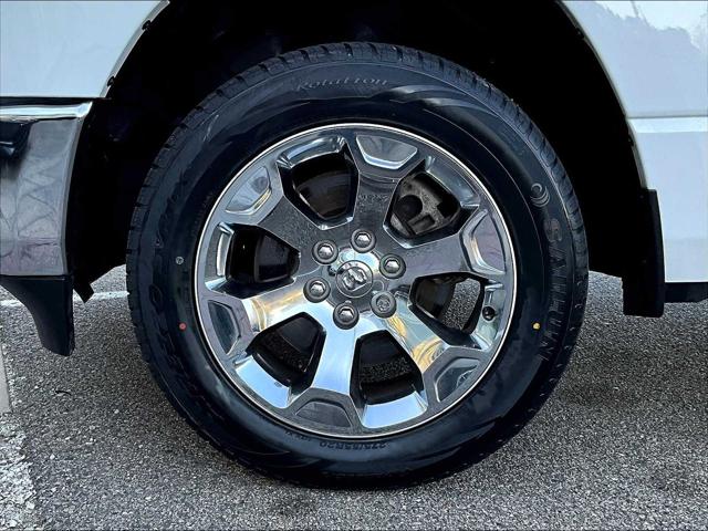 2022 Ram 1500 Big Horn Crew Cab 4x4 5'7" Box