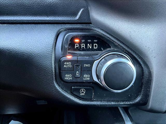 2022 Ram 1500 Big Horn Crew Cab 4x4 5'7" Box
