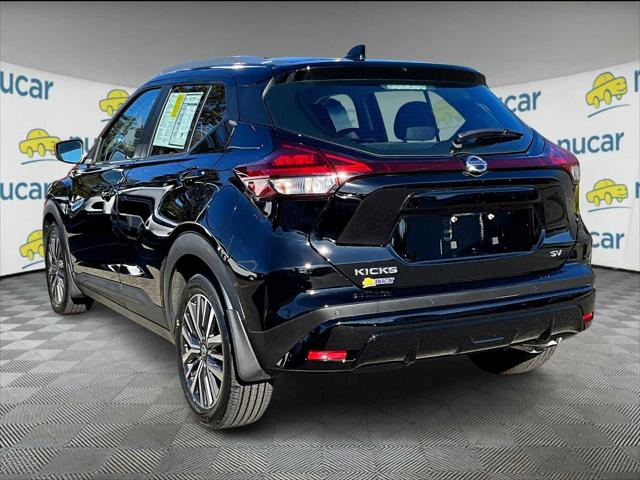 2021 Nissan Kicks SV Xtronic CVT