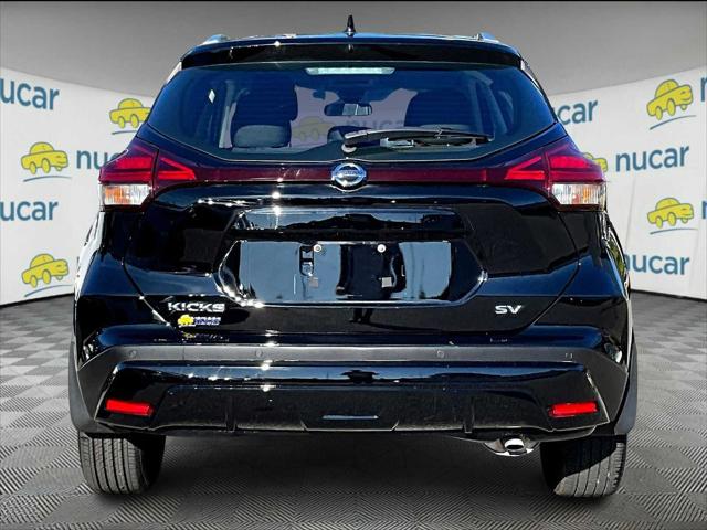 2021 Nissan Kicks SV Xtronic CVT