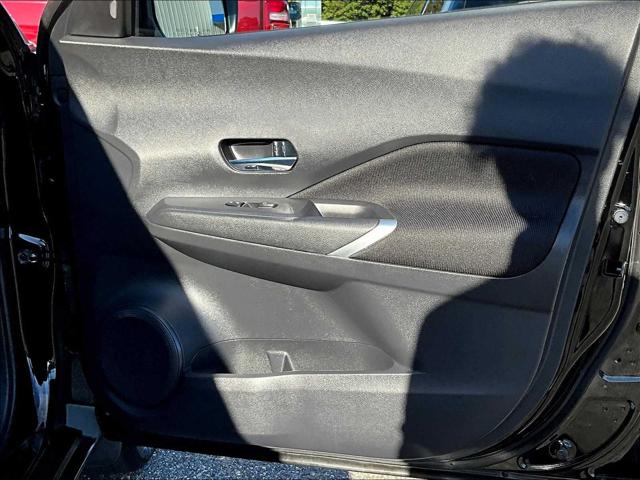 2021 Nissan Kicks SV Xtronic CVT