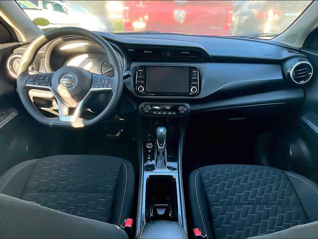 2021 Nissan Kicks SV Xtronic CVT