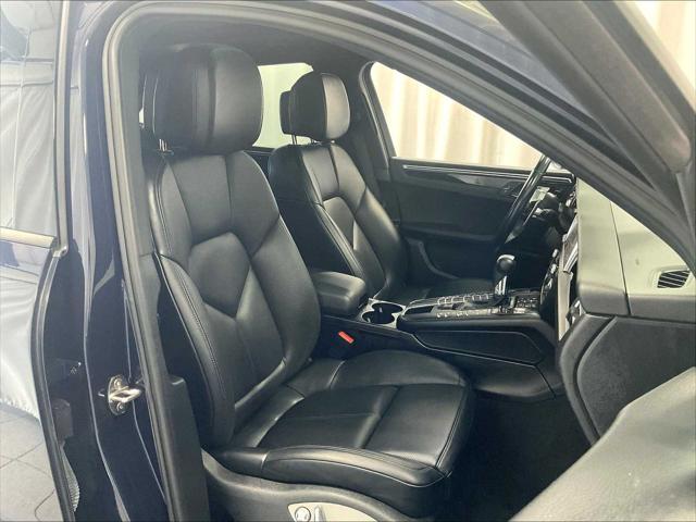 2021 Porsche Macan Unknown