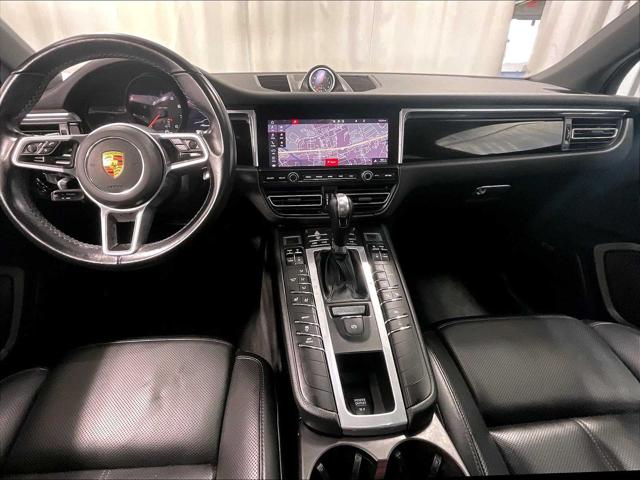 2021 Porsche Macan Unknown