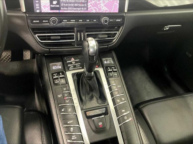 2021 Porsche Macan Unknown
