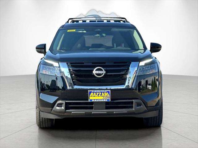 2025 Nissan Pathfinder SV FWD