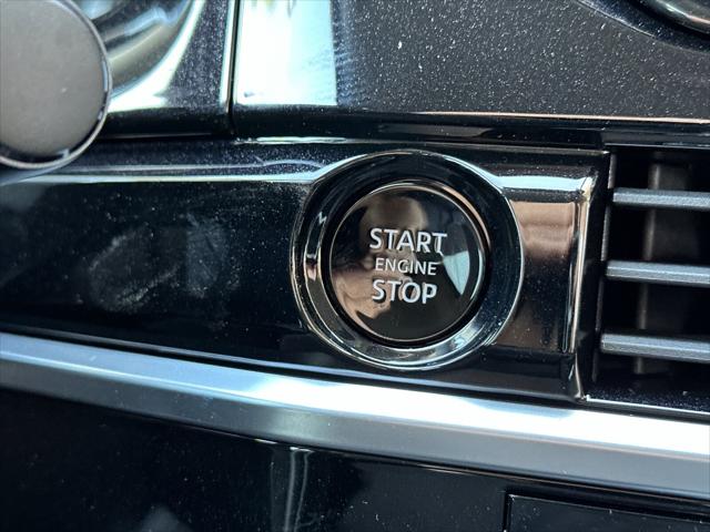 2025 Nissan Pathfinder SV FWD