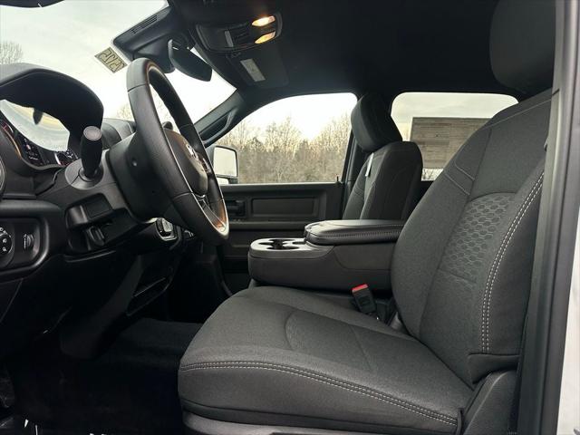 2026 RAM Ram 2500 RAM 2500 TRADESMAN CREW CAB 4X4 64 BOX