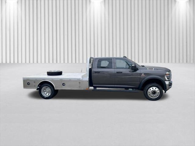 2026 RAM Ram 5500 Chassis Cab RAM 5500 TRADESMAN CHASSIS CREW CAB 4X4 84 CA 2026 RAM Ram 5500 Chassis Cab RAM 5500 TRADESMAN CHASSIS CREW CAB 4X4 84 CA