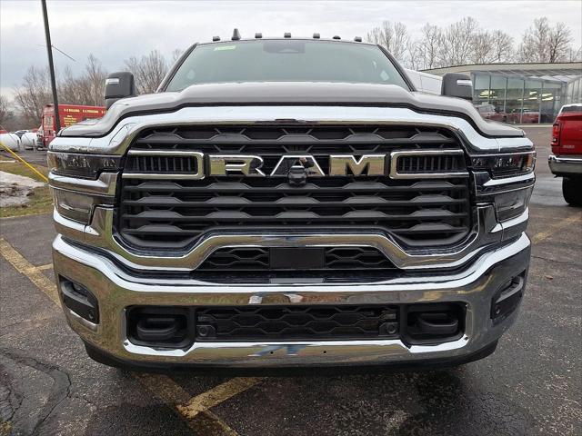 2026 RAM Ram 2500 RAM 2500 TRADESMAN CREW CAB 4X4 64 BOX