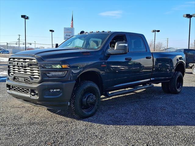 2026 RAM Ram 3500 RAM 3500 TRADESMAN CREW CAB 4X4 8 BOX