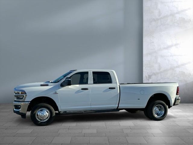 2026 RAM Ram 3500 RAM 3500 TRADESMAN CREW CAB 4X4 8 BOX