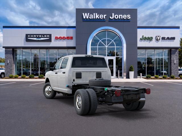 2026 RAM Ram 3500 Chassis Cab RAM 3500 TRADESMAN CREW CAB CHASSIS 4X4 60 CA
