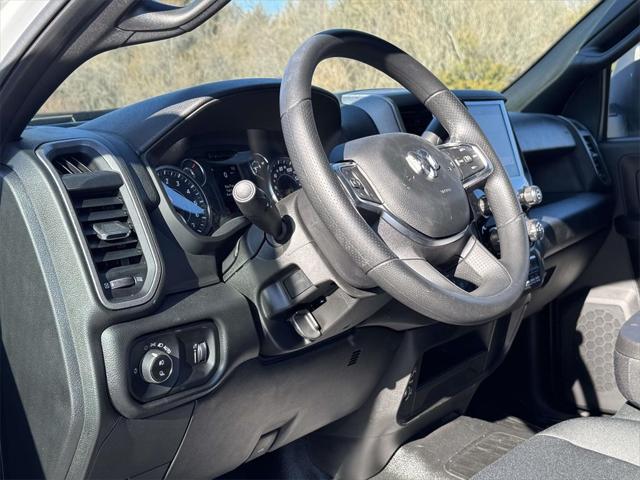 2026 RAM Ram 3500 Chassis Cab RAM 3500 TRADESMAN CREW CAB CHASSIS 4X4 60 CA 2026 RAM Ram 3500 Chassis Cab RAM 3500 TRADESMAN CREW CAB CHASSIS 4X4 60 CA