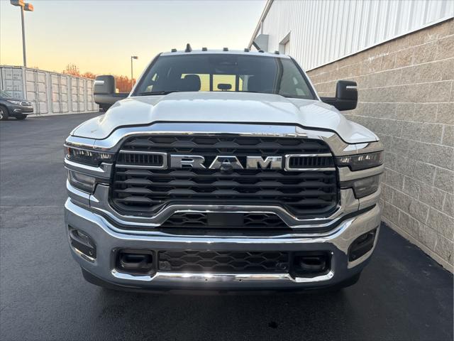 2026 RAM Ram 2500 RAM 2500 TRADESMAN CREW CAB 4X4 64 BOX 2026 RAM Ram 2500 RAM 2500 TRADESMAN CREW CAB 4X4 64 BOX