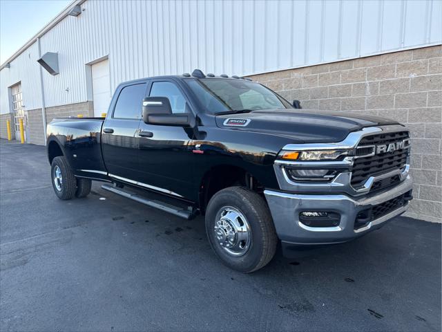 2026 RAM Ram 3500 RAM 3500 TRADESMAN CREW CAB 4X4 8 BOX 2026 RAM Ram 3500 RAM 3500 TRADESMAN CREW CAB 4X4 8 BOX