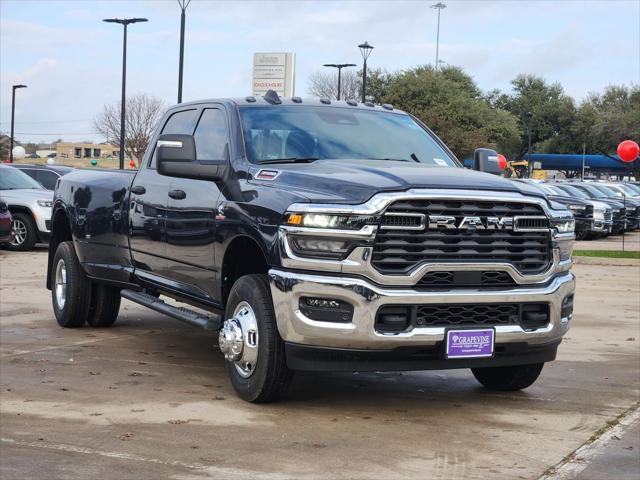 2026 RAM Ram 3500 RAM 3500 TRADESMAN CREW CAB 4X4 8 BOX