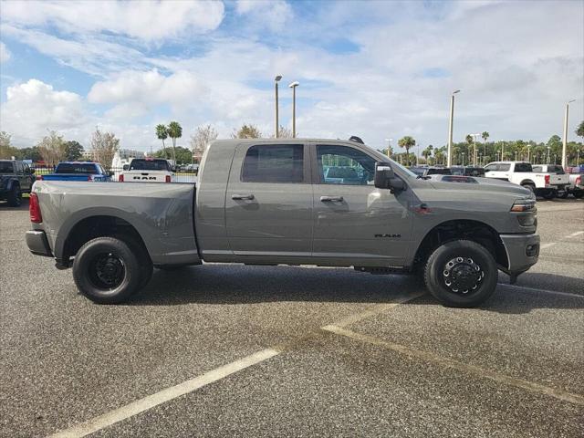 2026 RAM Ram 3500 RAM 3500 LARAMIE MEGA CAB 4X4 64 BOX