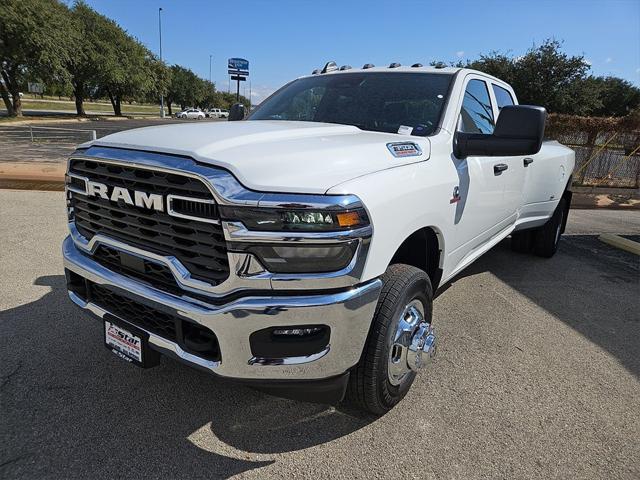 2026 RAM Ram 3500 RAM 3500 TRADESMAN CREW CAB 4X4 8 BOX