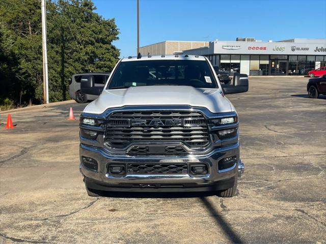 2026 RAM Ram 3500 RAM 3500 TRADESMAN CREW CAB 4X4 8 BOX 2026 RAM Ram 3500 RAM 3500 TRADESMAN CREW CAB 4X4 8 BOX