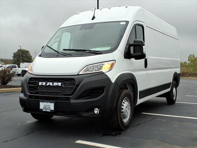 2026 RAM Ram 2500 RAM 2500 TRADESMAN CREW CAB 4X4 64 BOX