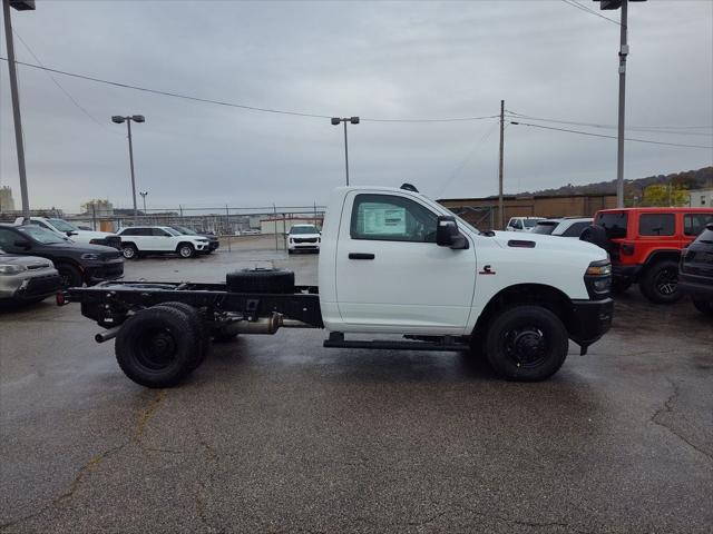 2026 RAM Ram 3500 Chassis Cab RAM 3500 TRADESMAN CHASSIS REGULAR CAB 4X4 60 CA 2026 RAM Ram 3500 Chassis Cab RAM 3500 TRADESMAN CHASSIS REGULAR CAB 4X4 60 CA