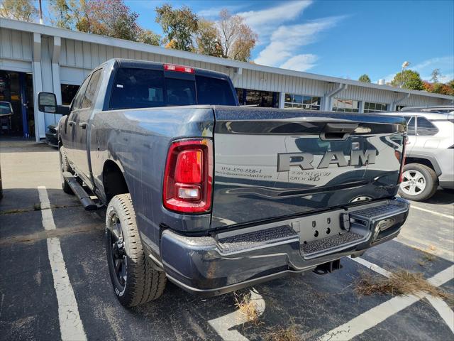 2026 RAM Ram 2500 RAM 2500 BLACK EXPRESS CREW CAB 4X4 64 BOX