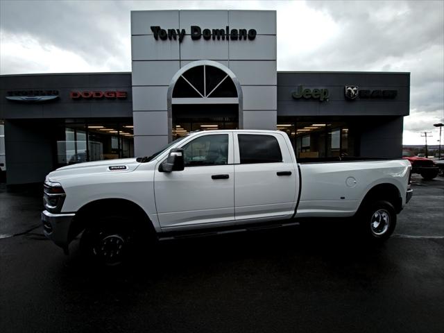 2026 RAM Ram 3500 RAM 3500 TRADESMAN CREW CAB 4X4 8 BOX 2026 RAM Ram 3500 RAM 3500 TRADESMAN CREW CAB 4X4 8 BOX