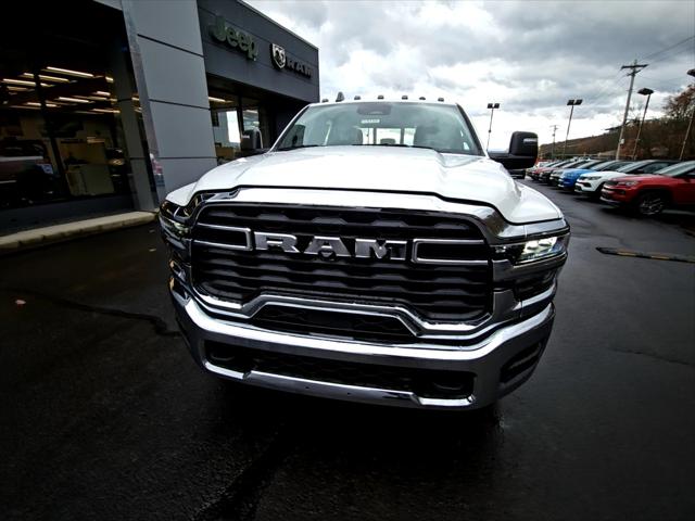 2026 RAM Ram 3500 RAM 3500 TRADESMAN CREW CAB 4X4 8 BOX 2026 RAM Ram 3500 RAM 3500 TRADESMAN CREW CAB 4X4 8 BOX