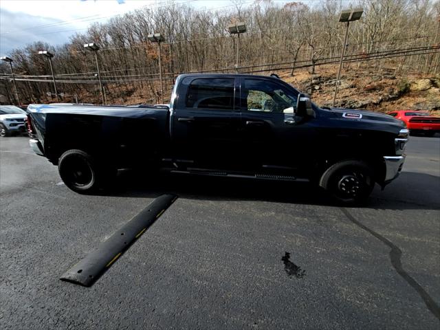 2026 Ram 3500 Tradesman Crew Cab 4x4 8' Box