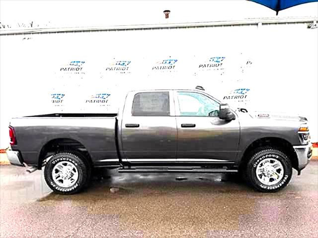2026 RAM Ram 2500 RAM 2500 TRADESMAN CREW CAB 4X4 64 BOX 2026 RAM Ram 2500 RAM 2500 TRADESMAN CREW CAB 4X4 64 BOX